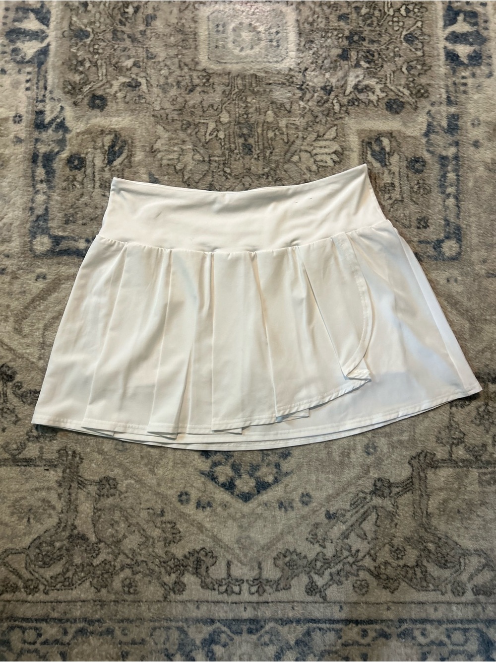 Xersion White Pleated Women's Skirt